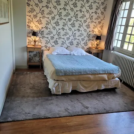 D'hôtes Manoir De Beaumarchais Couette-café 3*