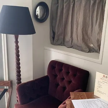 D'hotes Manoir De Beaumarchais 3* Ле-Шапель-Бурбон