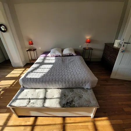 Le Manoir De Beaumarchais Frühstückspension