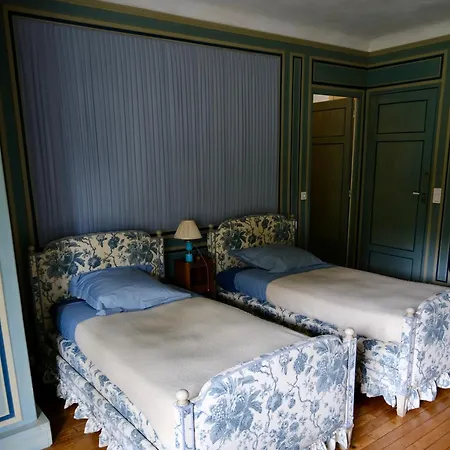 Le Manoir De Beaumarchais Alojamento de Acomodação e Pequeno-almoço 3*