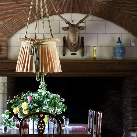 Le Manoir De Beaumarchais