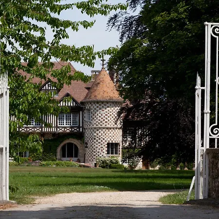 Le Manoir De Beaumarchais Alojamento de Acomodação e Pequeno-almoço Les Chapelles-Bourbon