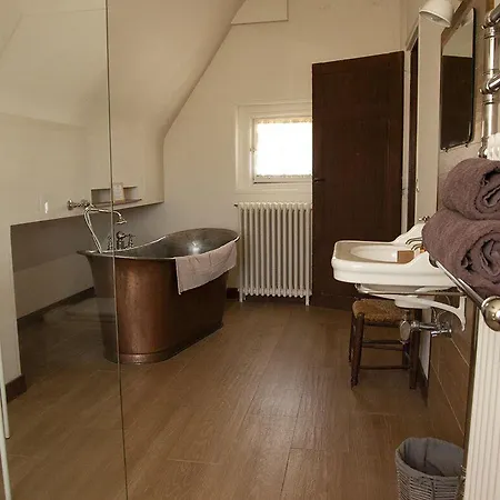 Le Manoir De Beaumarchais 4*