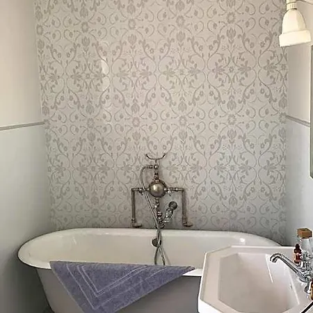 Le Manoir De Beaumarchais 4* Les Chapelles-Bourbon